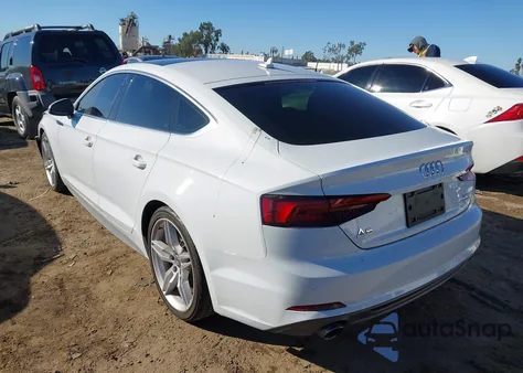 2018 Audi A5 2.0T Premium z USA, uszkodzony, nr VIN WAUENCF50JA039773